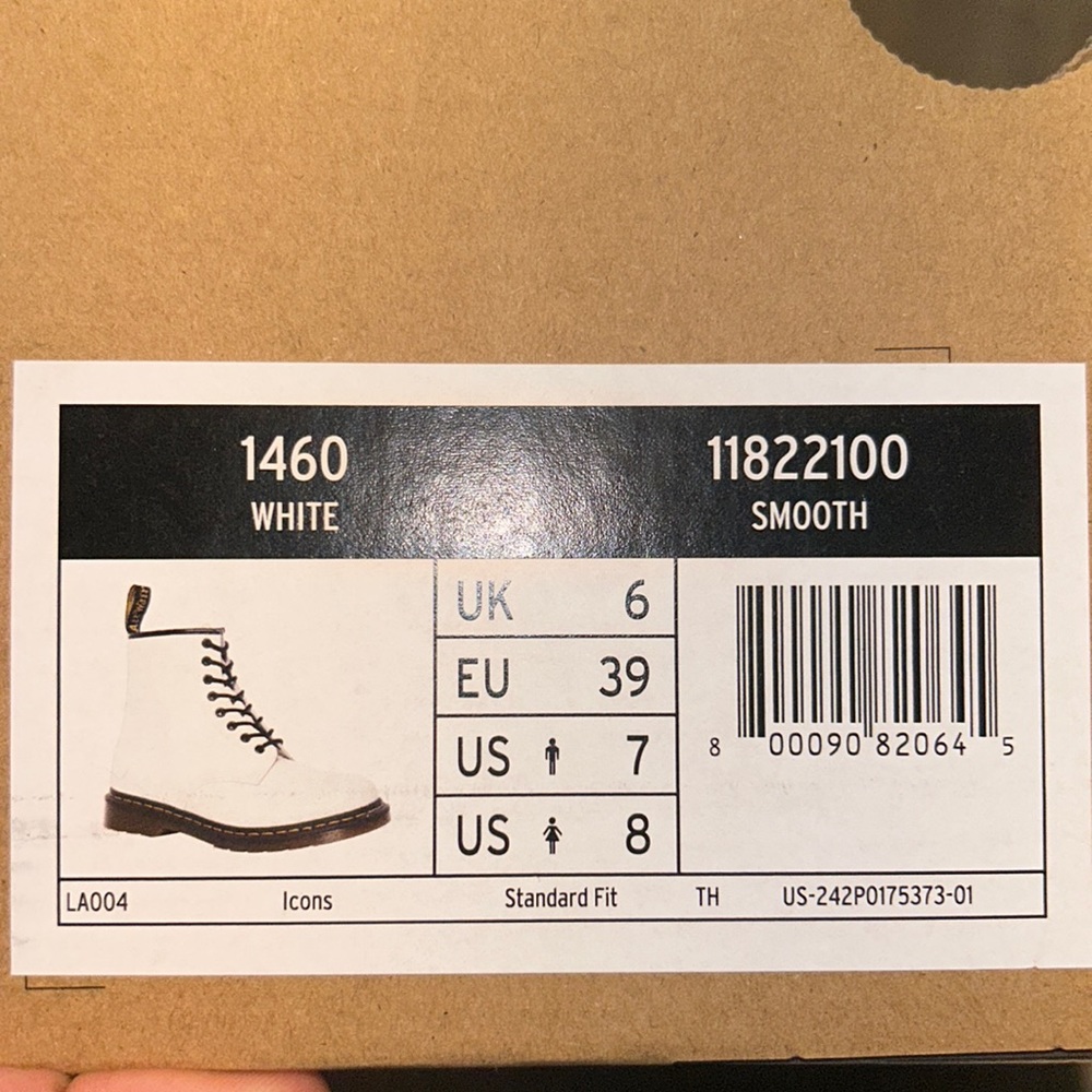 White 1460 Doc Martens men’s size 7 woman size 8